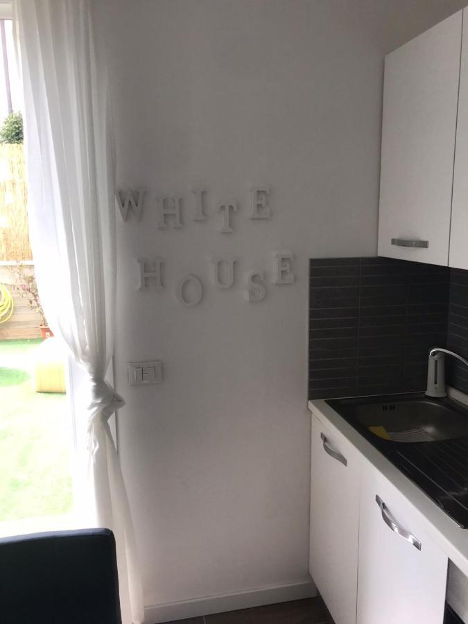 דירות ברשה White House 1492..Il Sogno Continua.. מראה חיצוני תמונה
